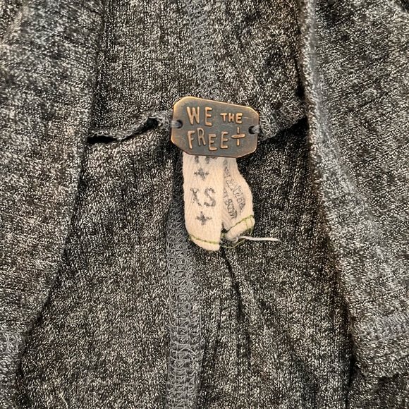 * SOLD * Free People Grey We The Free Londontown Thermal - Picture 3 of 5